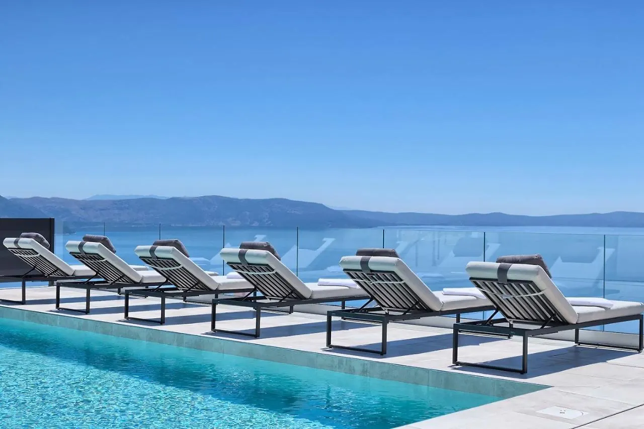 Villa Ultima With Sea View, Private Pool, Jacuzzi, Gym And Sauna Vicani