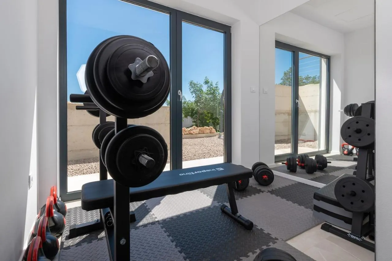 Villa Ultima With Sea View, Private Pool, Jacuzzi, Gym And Sauna Vicani 0*,