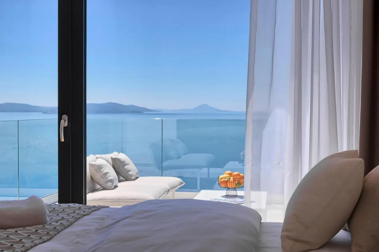Villa Ultima With Sea View, Private Pool, Jacuzzi, Gym And Sauna Vicani